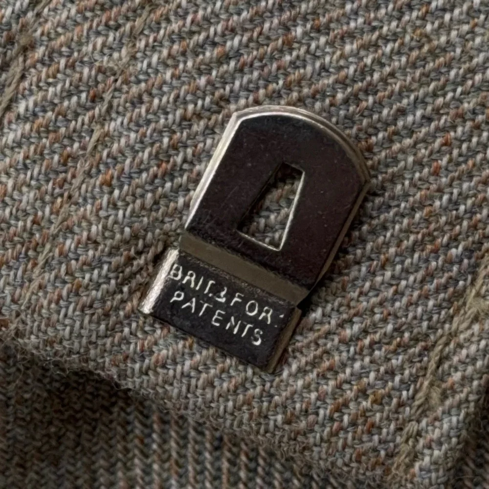 Vintage Levis Sportswear Classics Mens Tan Wool‎ Blend Trousers Made in UK 38x34